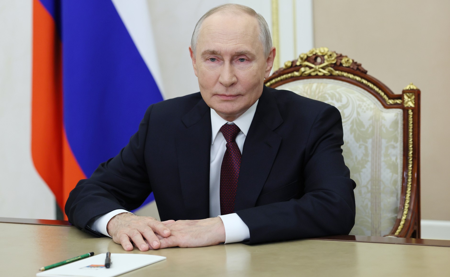 Владимир Владимирович Путин поздравил учеников и преподавателей с Днем знаний.
